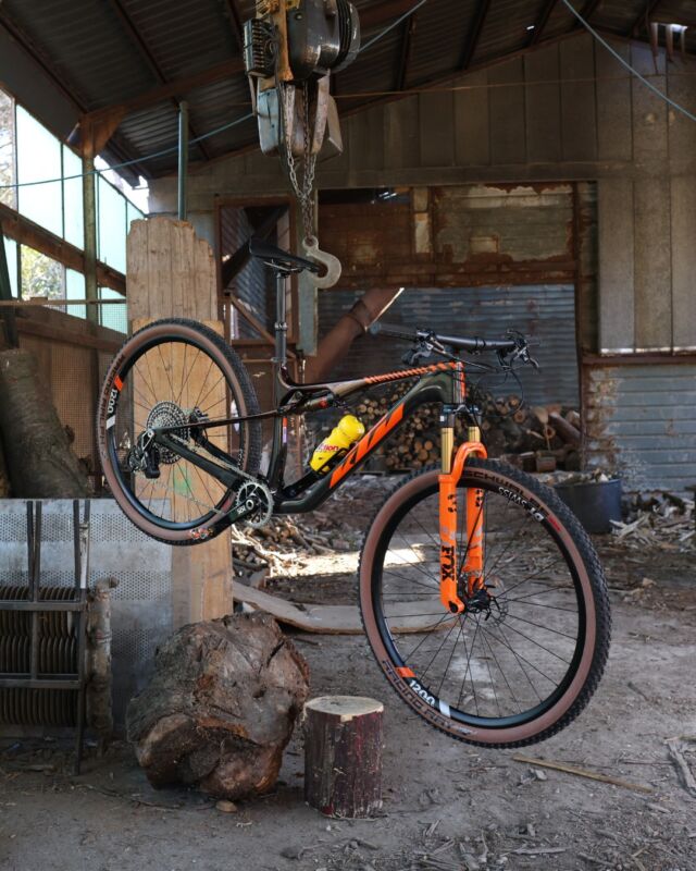 Latticizzare le ruote della bicicletta, ecco come fare. - Sprayke